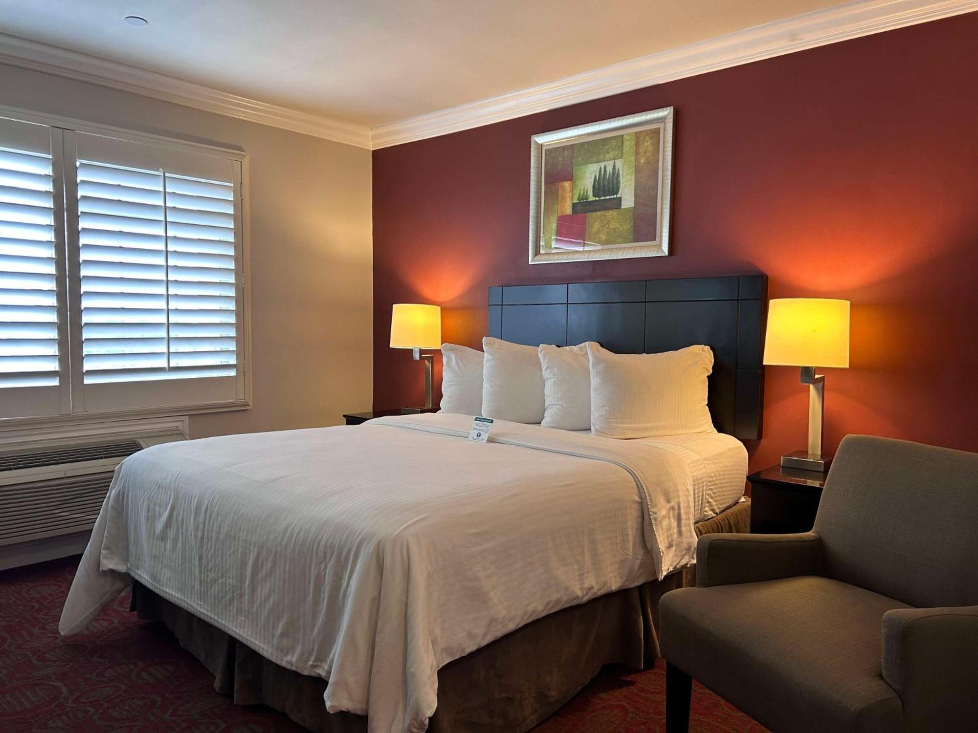 Hotel Western Burbank Airport